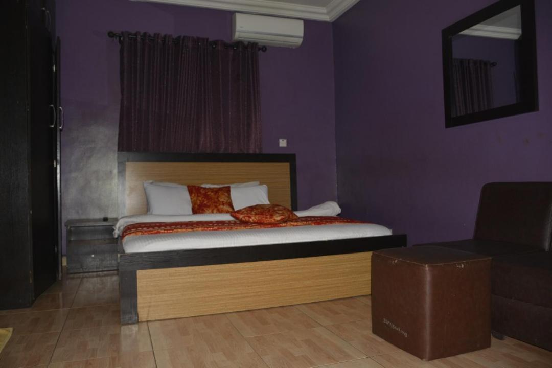 Esporta Suites Yaba Лагос Экстерьер фото